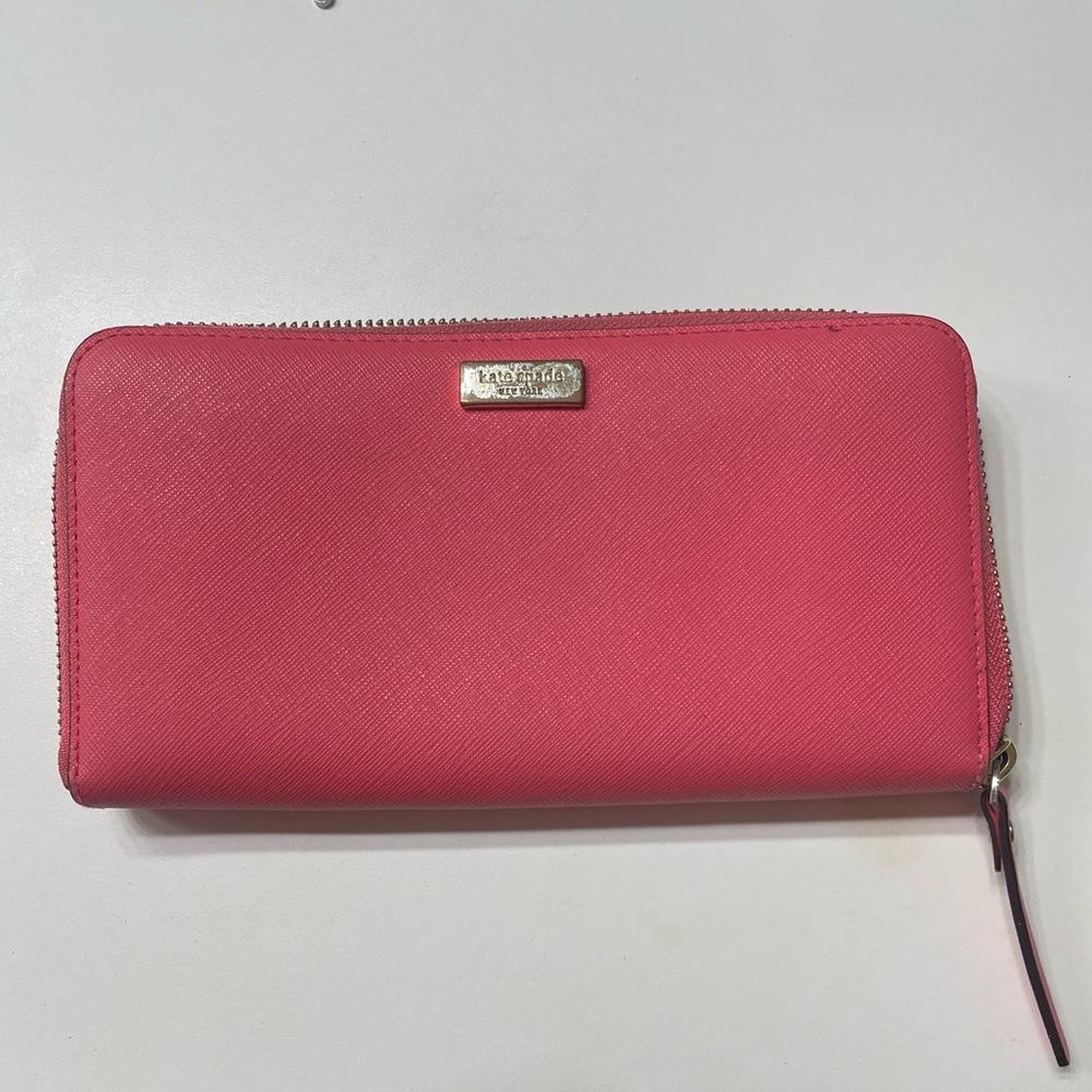 Pink Kate Spade Continental Zip Wallet.
